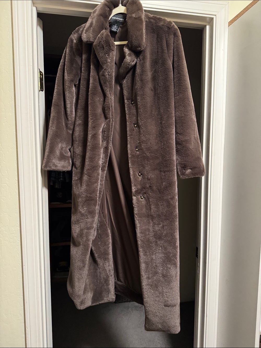 Women’s faux fur brown coat